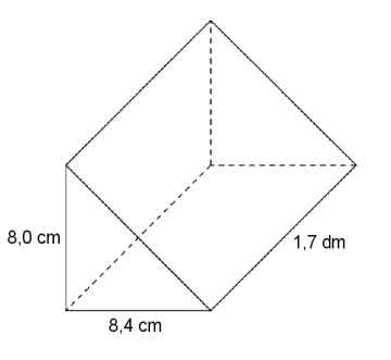 Rett, trekantet prisme med høyde 1,7 dm. Grunnlinja i trekanten er på 8,4 cm, og høyden er på 8,0 cm.